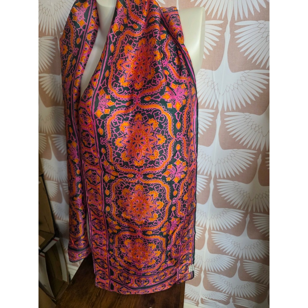 VTG Handwoven 100% Pure Silk Scarf India Pink Orange Black Mandala Paisley Wrap - Picture 3 of 6